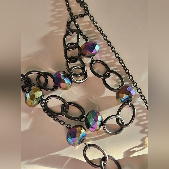 Black chain necklace with iridescent purple beads! - Picture 5 of 5